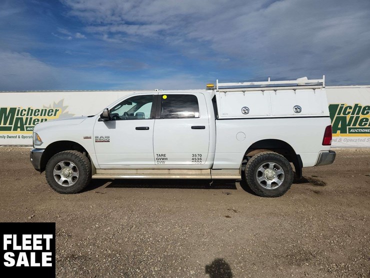 2016-ram-2500-slt-image-15