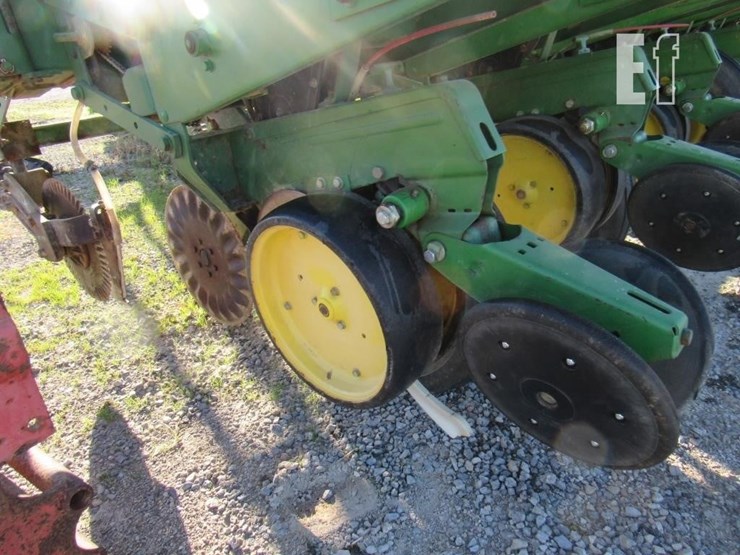 john-deere-7000-image-2