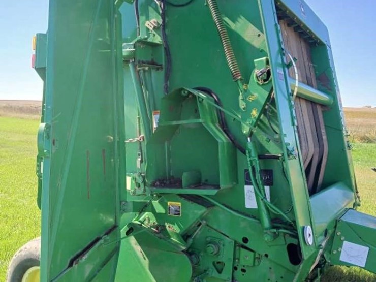 2000-john-deere-566-image-4