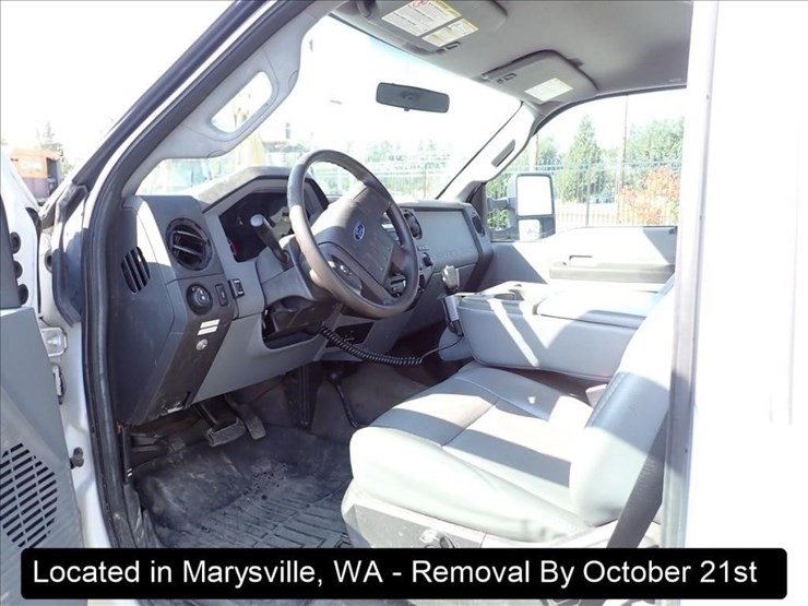 2011-ford-f550-image-14