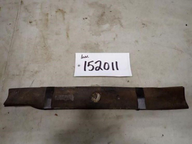 qty-of-2-17.5"-lawn-mower-blades-image-1