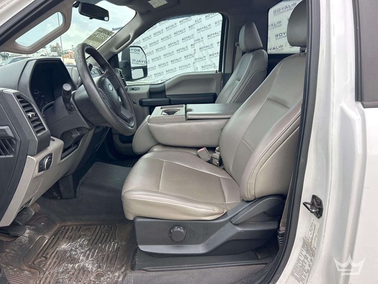 2018-ford-f250-image-11