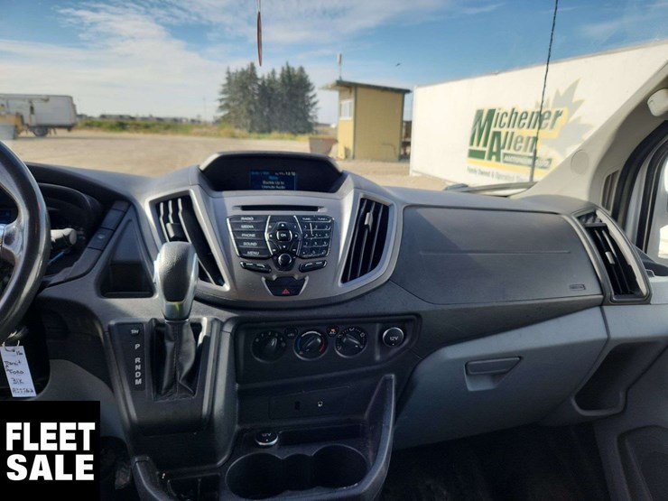 2016-ford-transit-image-11