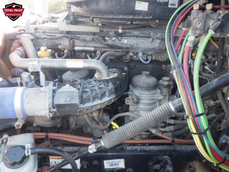 2021-freightliner-cascadia-126-image-19