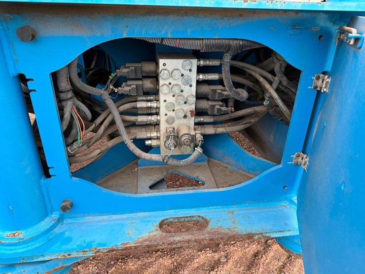 genie-zx135/70-image-43