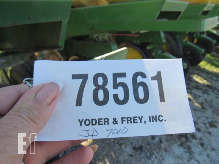 john-deere-7000-image-17