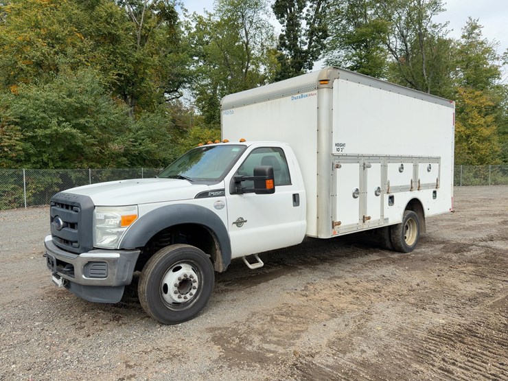 2016-ford-f550-xl-image-1