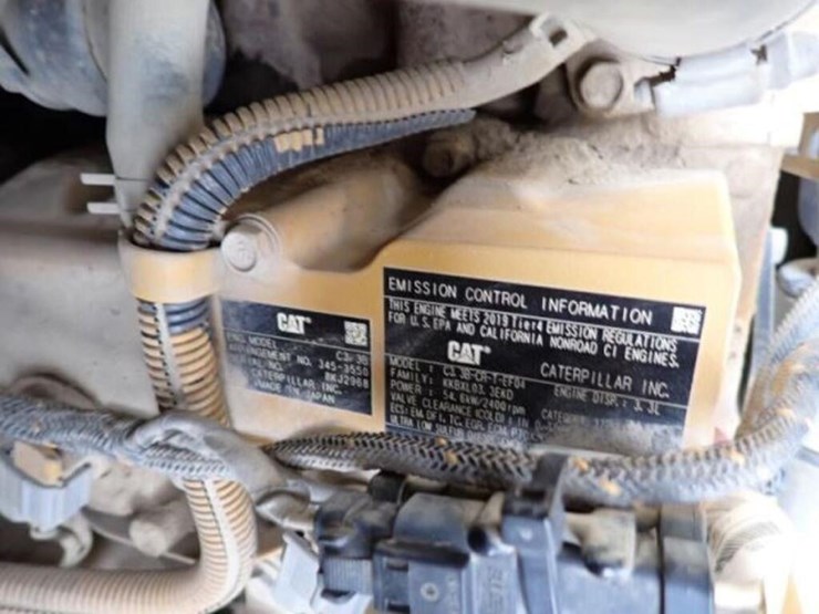 2019-caterpillar-259d-image-54
