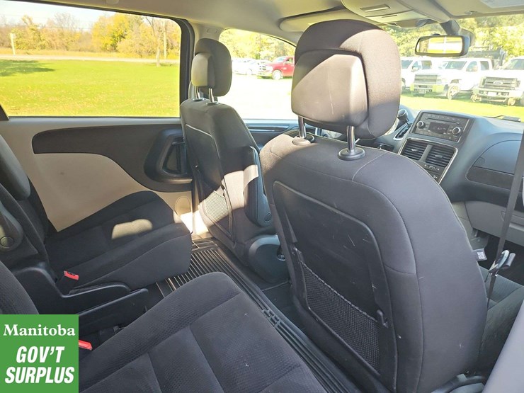 2018-dodge-grand-caravan-image-29