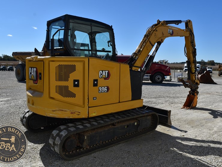 2023-caterpillar-306cr-image-22