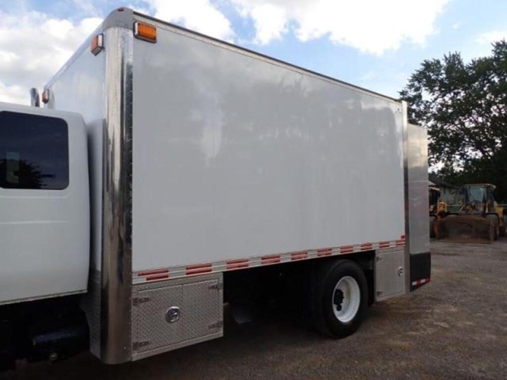 2009-international-durastar-4400-image-35