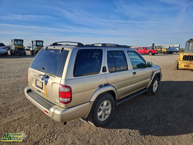 1999-nissan-pathfinder-image-3