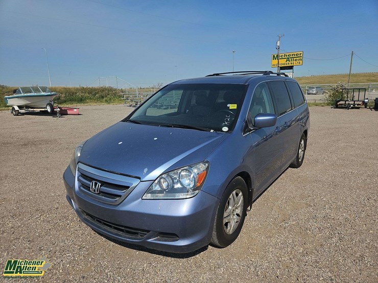 2006-honda-odyssey-image-1