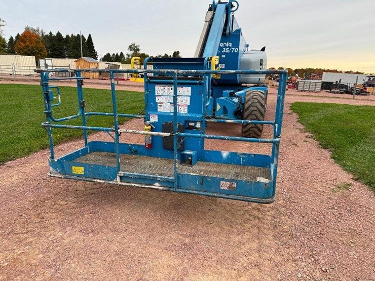 genie-zx135/70-image-27