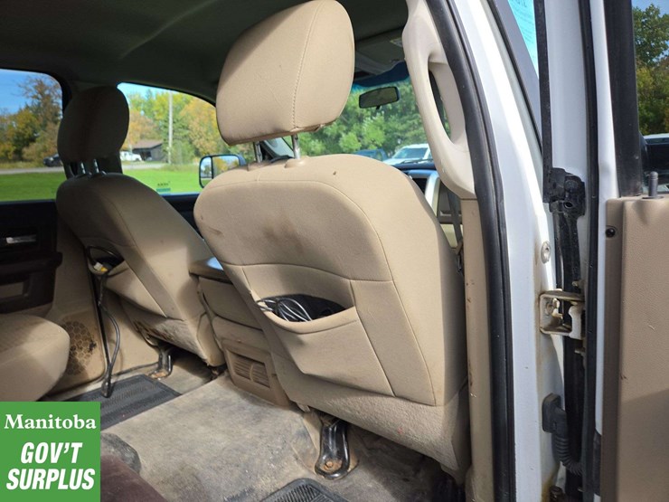 2011-dodge-3500-image-20