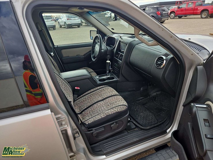2007-ford-explorer-sport-trac-image-17