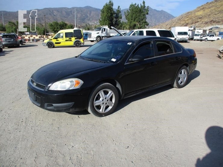 2012-chevrolet-impala-image-1