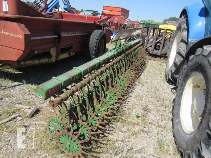 john-deere-400-image-4