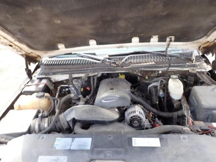 2005-gmc-sierra-3500-image-23