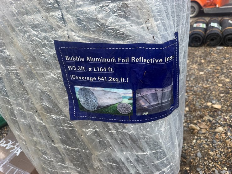 #8360-•-bubble-aluminum-foil-reflective-insulation-w3.3’ft.-x-l164’-ft.-(coverage-541.2sa.ft.)-image-1