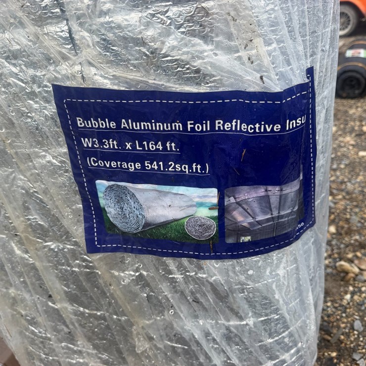 #8360 • Bubble Aluminum Foil Reflective Insulation W3.3’ft. x L164’ ft. (Coverage 541.2sa.ft.)
