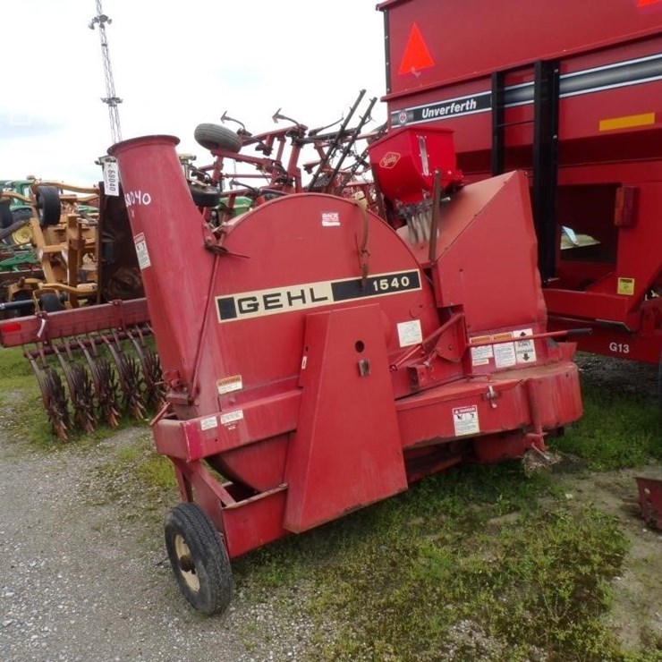 GEHL 1560