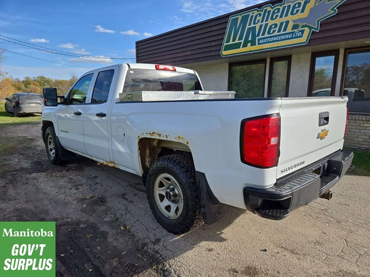 2015-chevrolet-silverado-1500-image-4