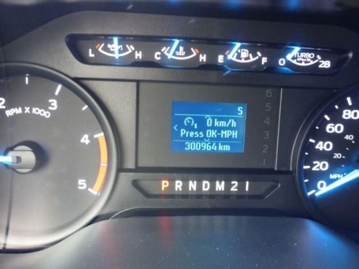 2019-ford-f350-xl-image-14