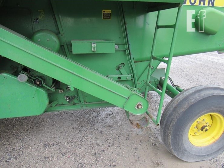 1983-john-deere-4420-image-16