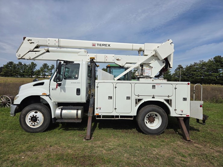2007-international-durastar-4400-image-2