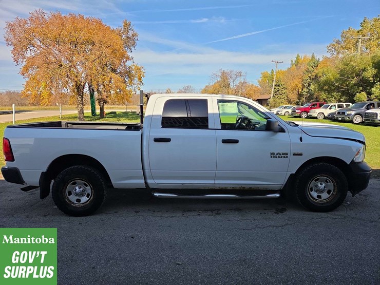 2015-dodge-1500-image-8