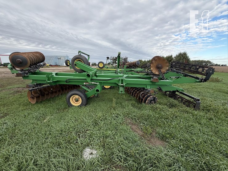 john-deere-2623vt-image-3