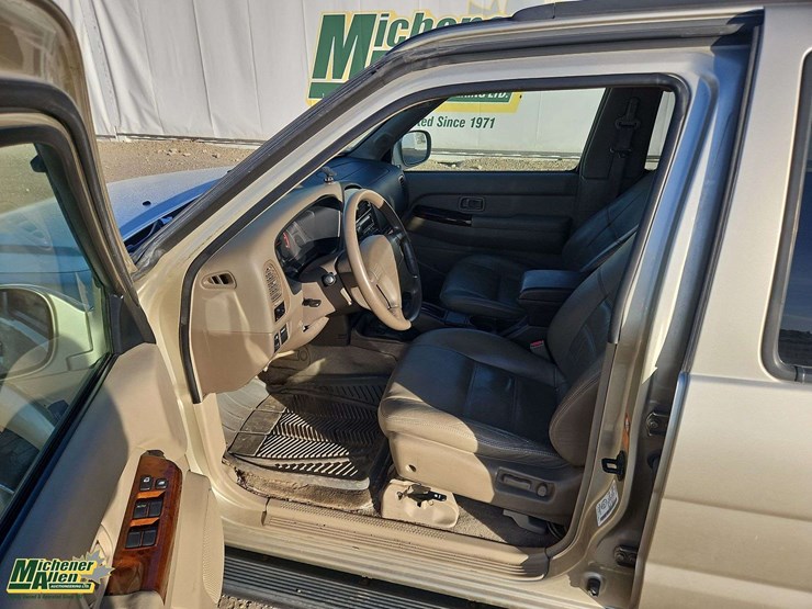 1999-nissan-pathfinder-image-7