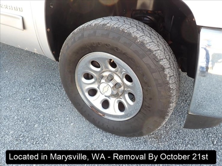 2012-chevrolet-1500-image-17