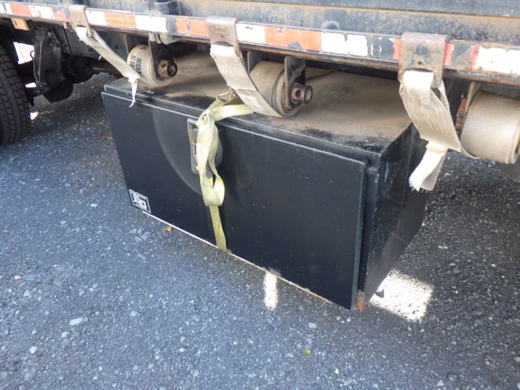 2020-freightliner-m2-106-image-4