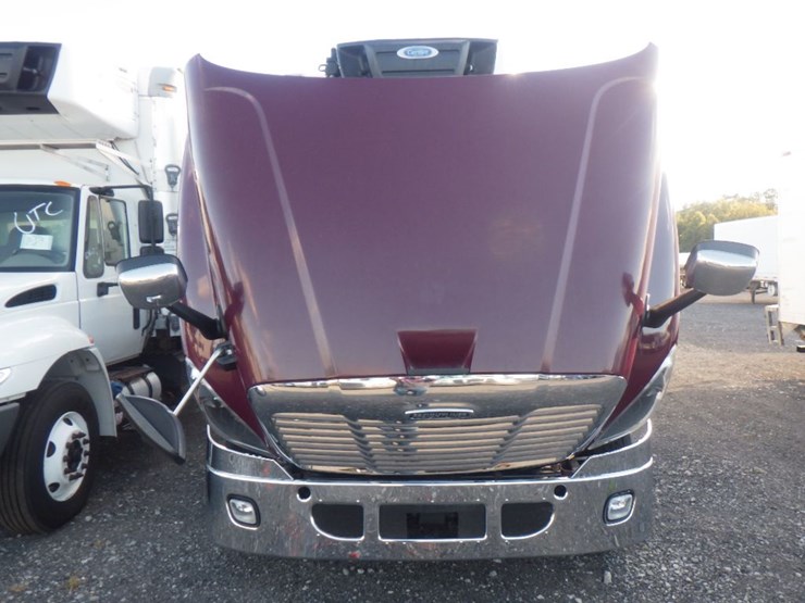 2018-freightliner-cascadia-113-image-21