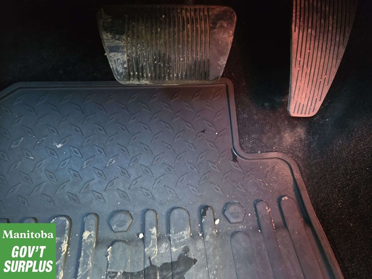 2015-dodge-1500-image-22