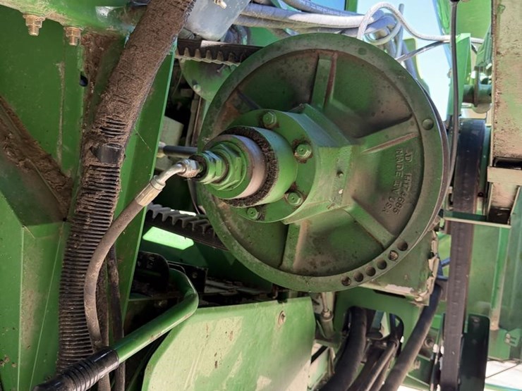 john-deere-9750-sts-image-24