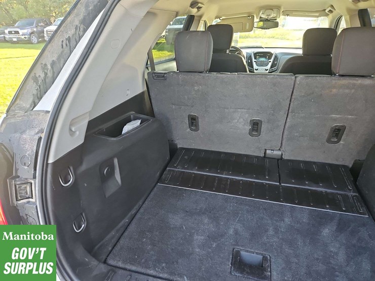 2013-chevrolet-equinox-image-25