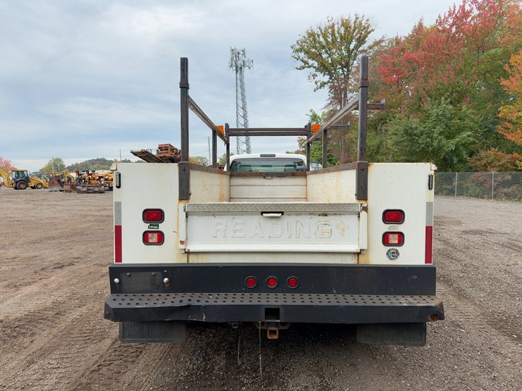 2015-ford-f550-xl-image-4