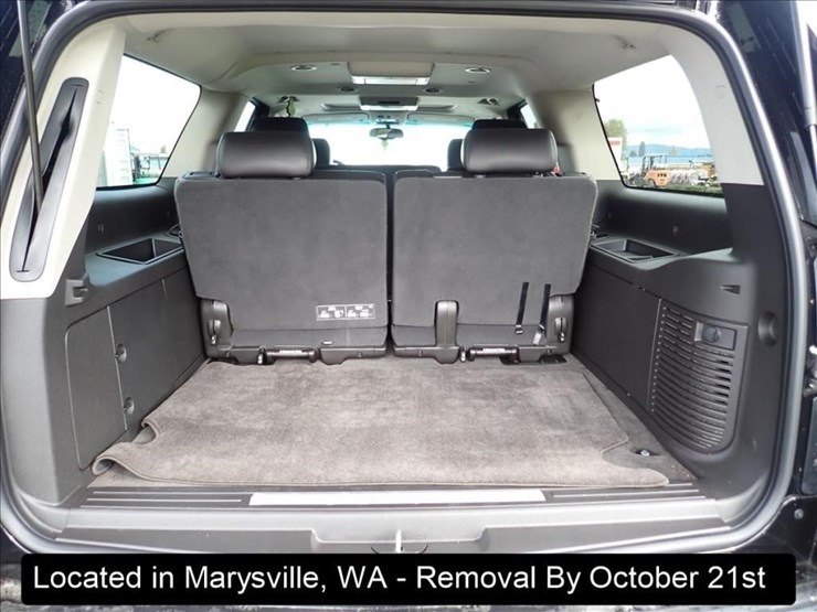 2011-cadillac-escalade-image-9