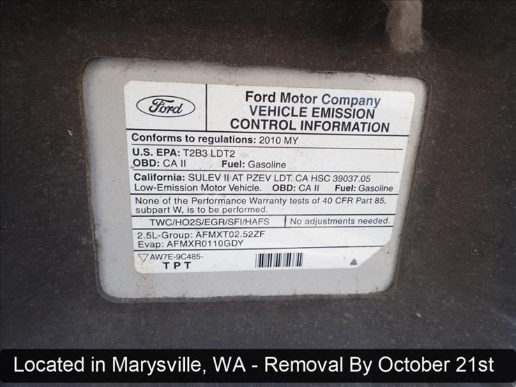 2010-ford-escape-image-7