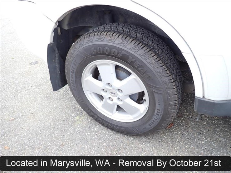2012-ford-escape-image-3