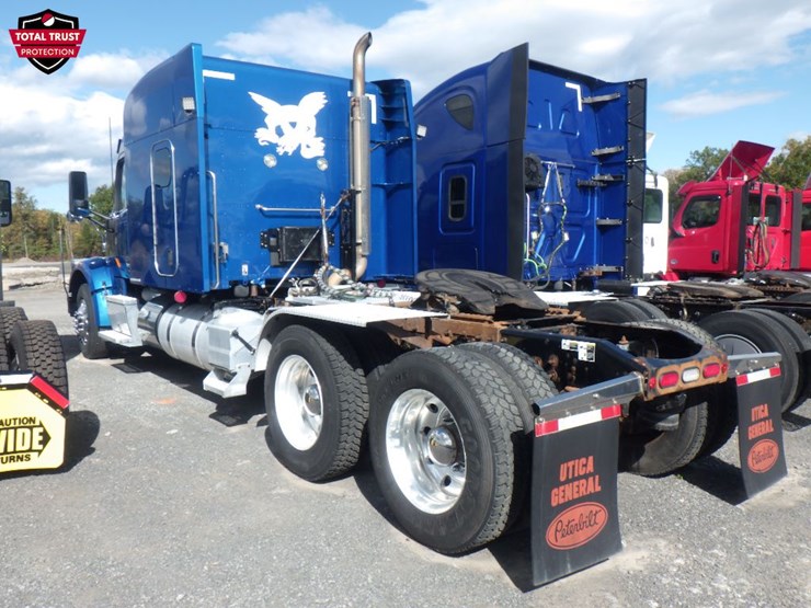2020-peterbilt-567-image-11