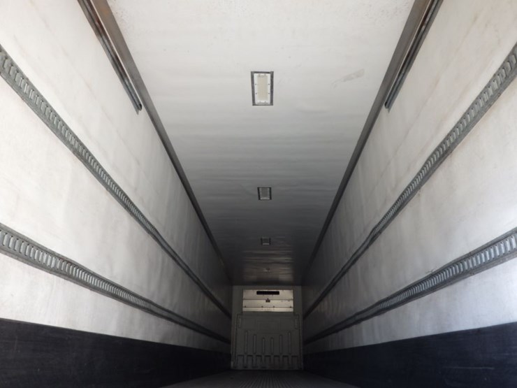 2013-utility-3000r-image-24