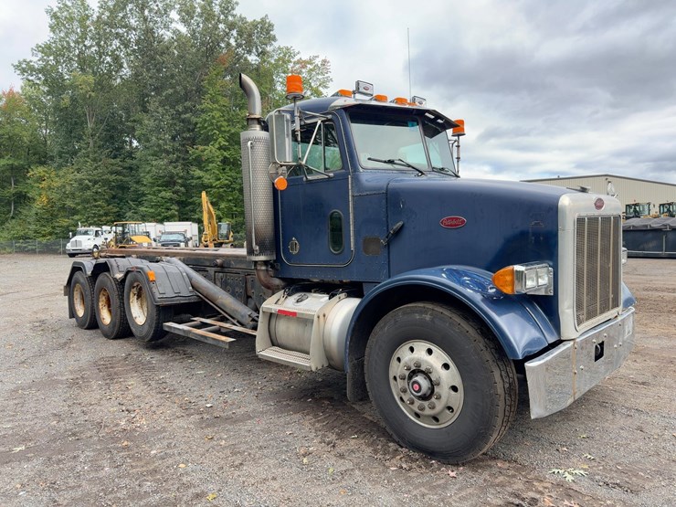 2004-peterbilt-357-image-7