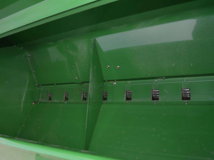 2016-john-deere-1590-image-25