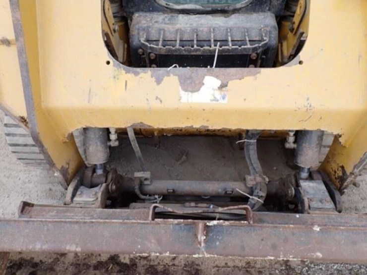 2019-caterpillar-259d-image-27