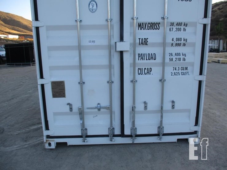 40'-shipping-container-image-9