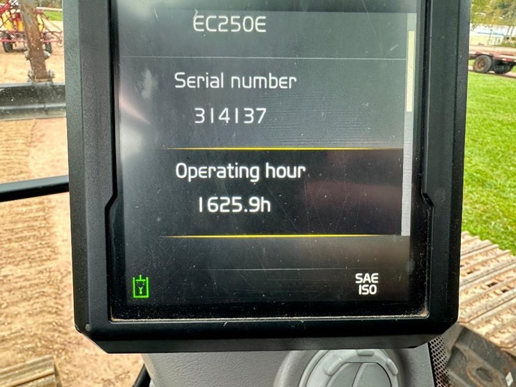 volvo-ec250e-lr-image-66